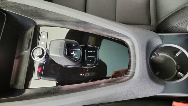 Used 2024 Polestar Polestar 2 image 46