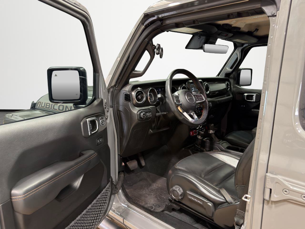 Used 2022 Jeep Wrangler Unlimited Rubicon w/ Trailer Tow Package AWD/4WD image 13