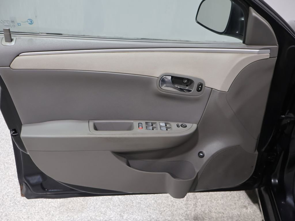 Used 2010 Chevrolet Malibu LS image 12