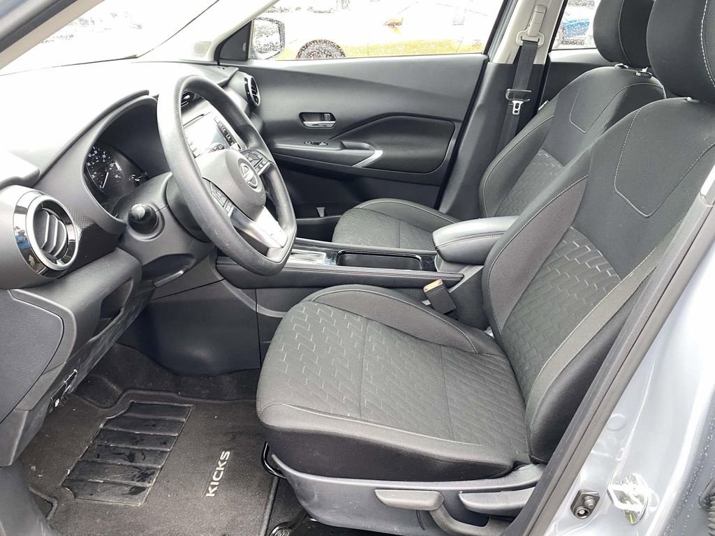 Used 2024 Nissan Kicks SV image 14