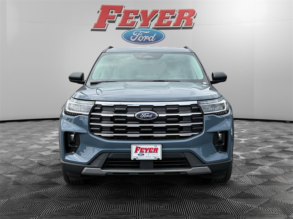 New 2025 Ford Explorer Active w/ Active Comfort Package image 2