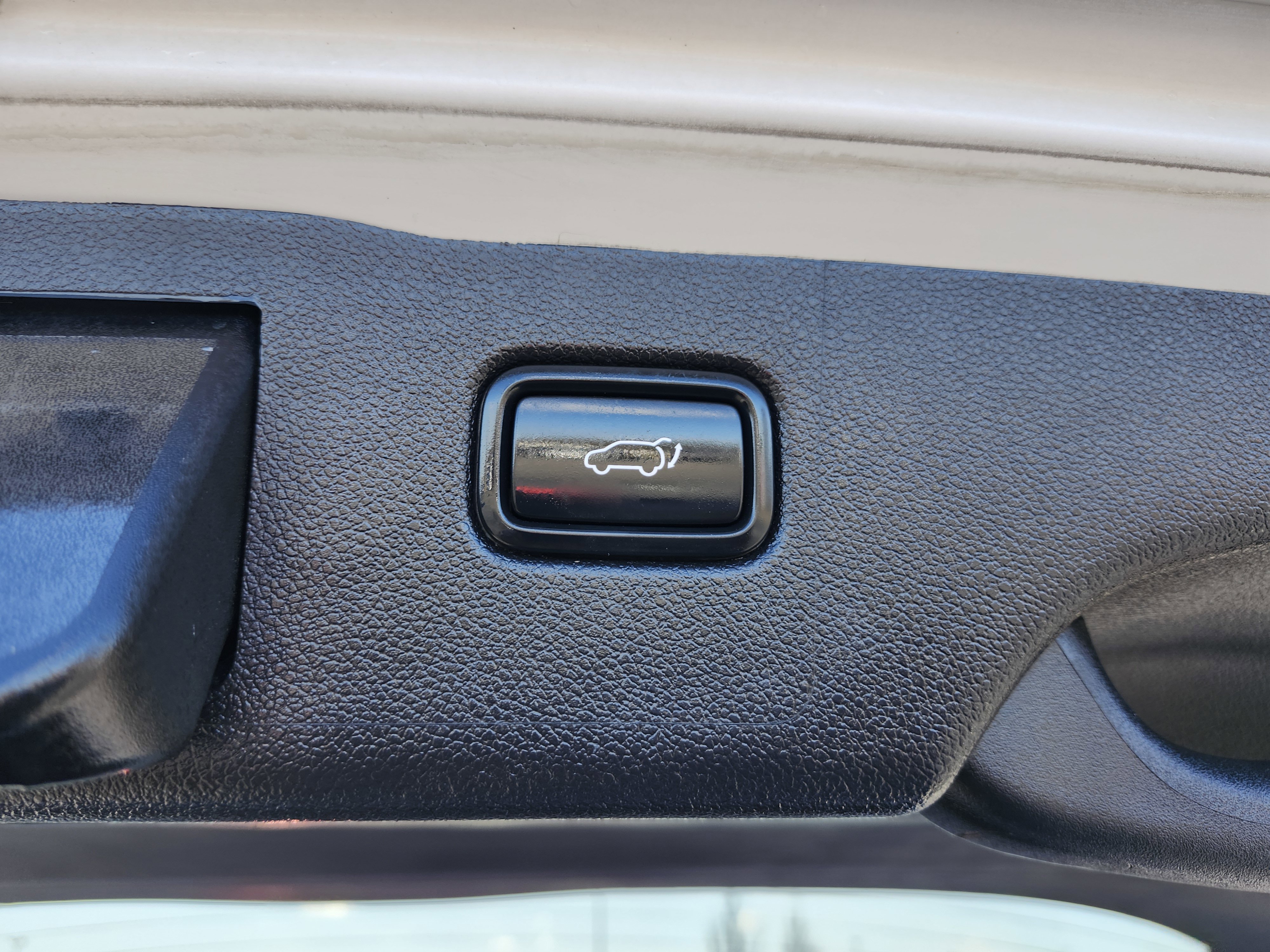 Used 2019 Kia Sorento SX image 28