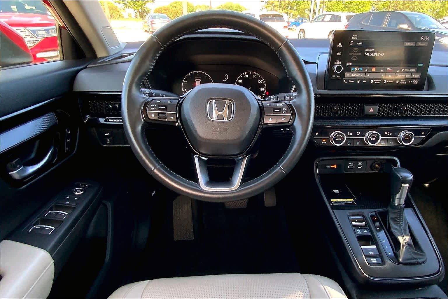 Used 2023 Honda CR-V EX-L image 6