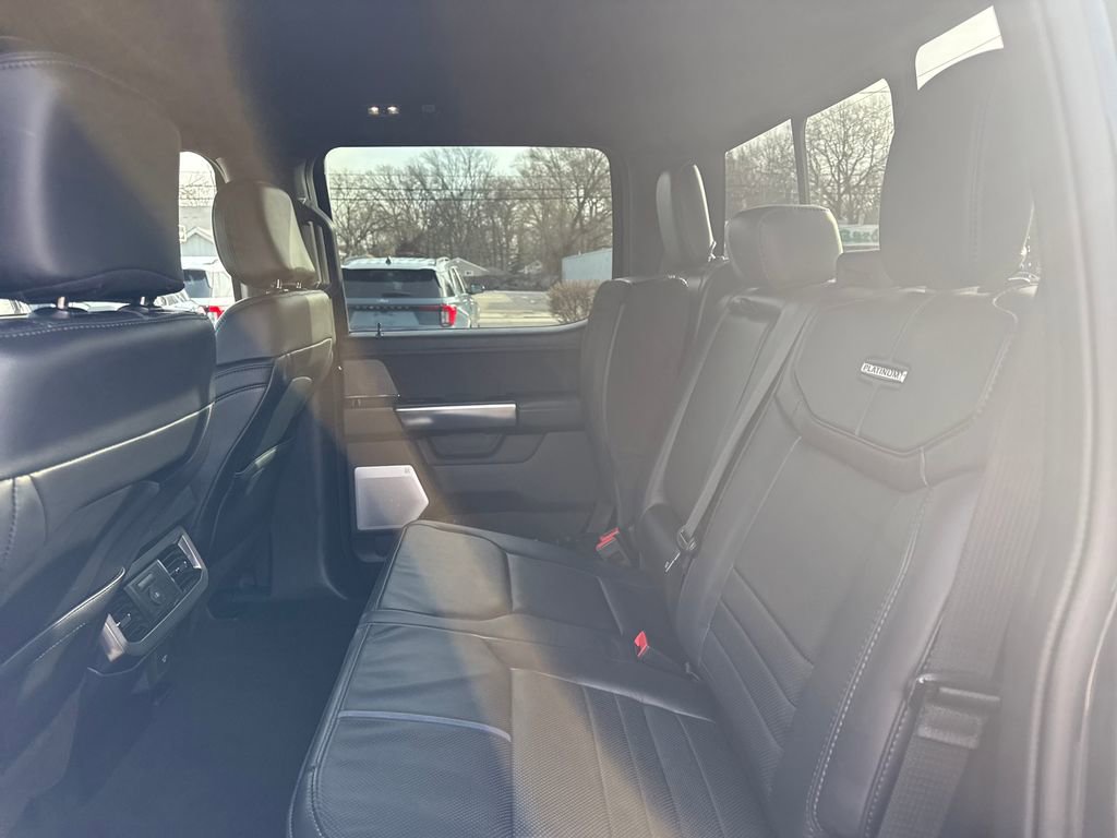 Used 2025 Ford F250 Platinum image 23