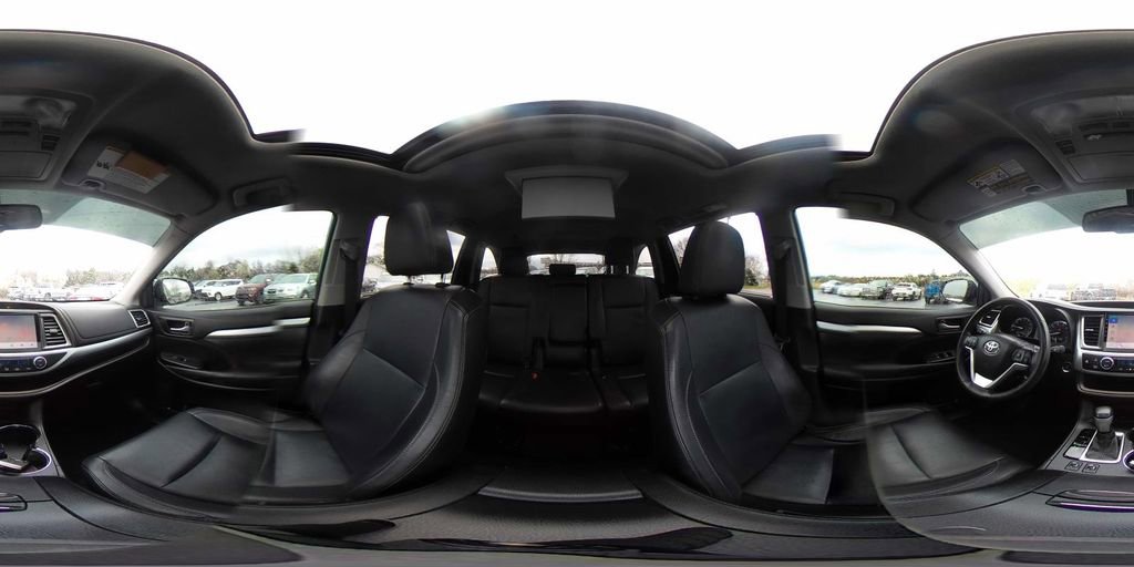 Used 2015 Toyota Highlander XLE image 31