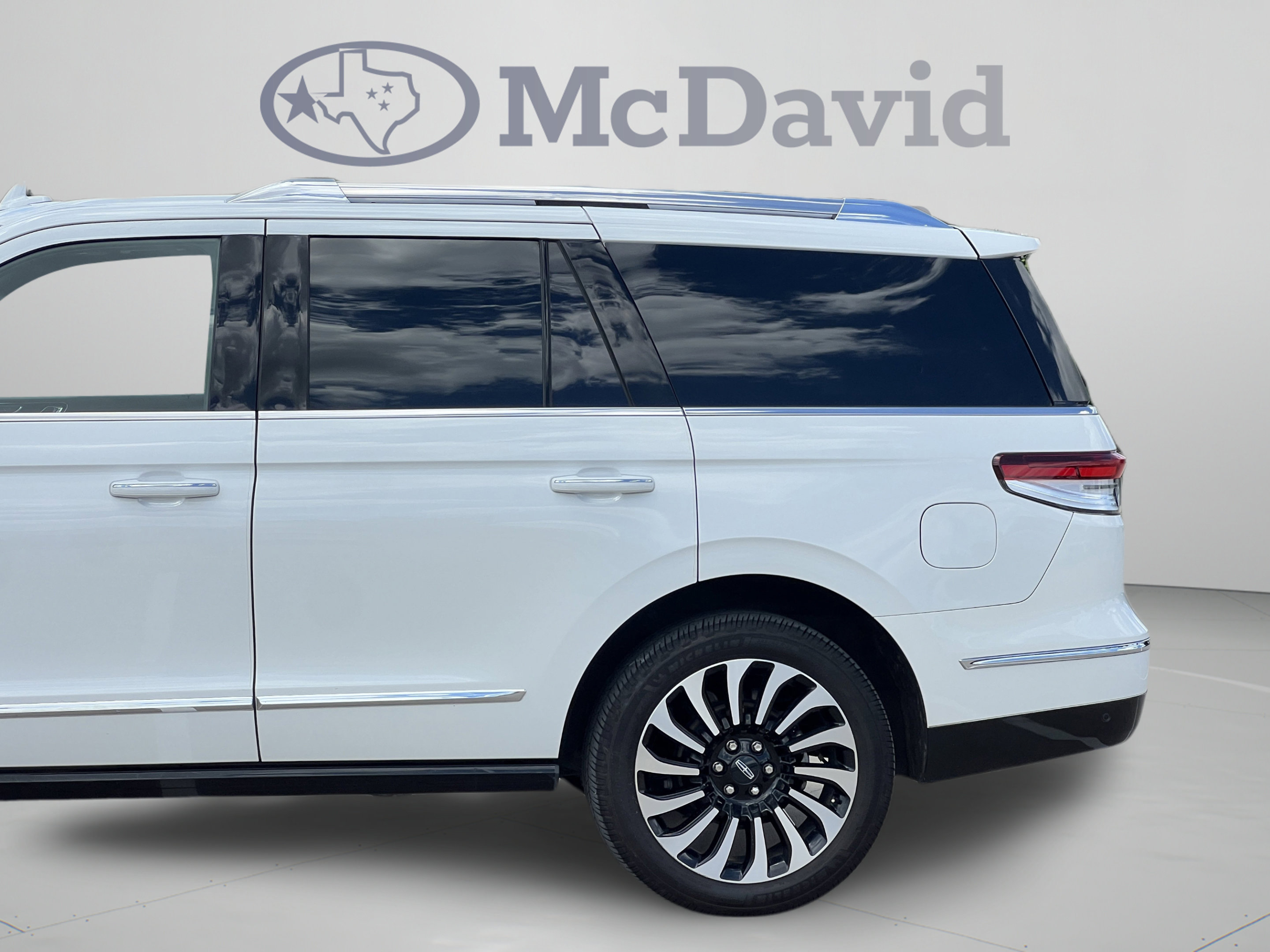 Used 2023 Lincoln Navigator Black Label AWD/4WD image 33