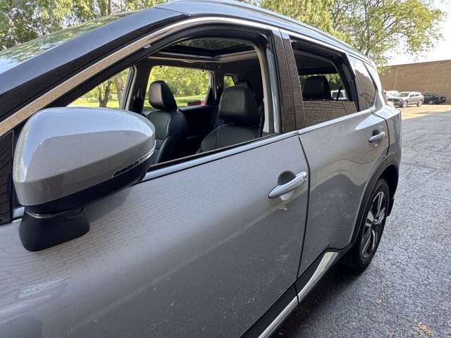 Used 2022 Nissan Rogue SL w/ SL Premium Package AWD/4WD image 7