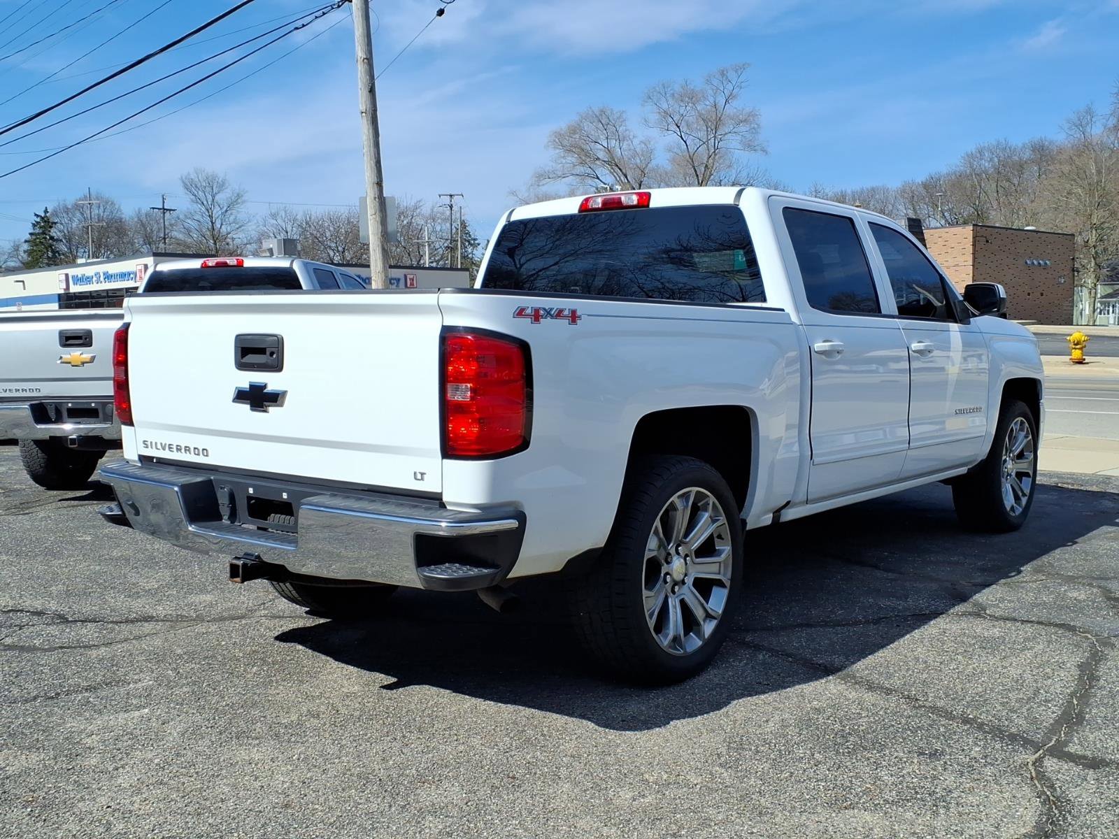 Used 2017 Chevrolet Silverado 1500 LT w/ All Star Edition image 13