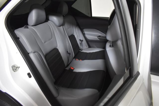 Used 2021 Nissan Kicks SR w/ SR Premium Package FWD image 31