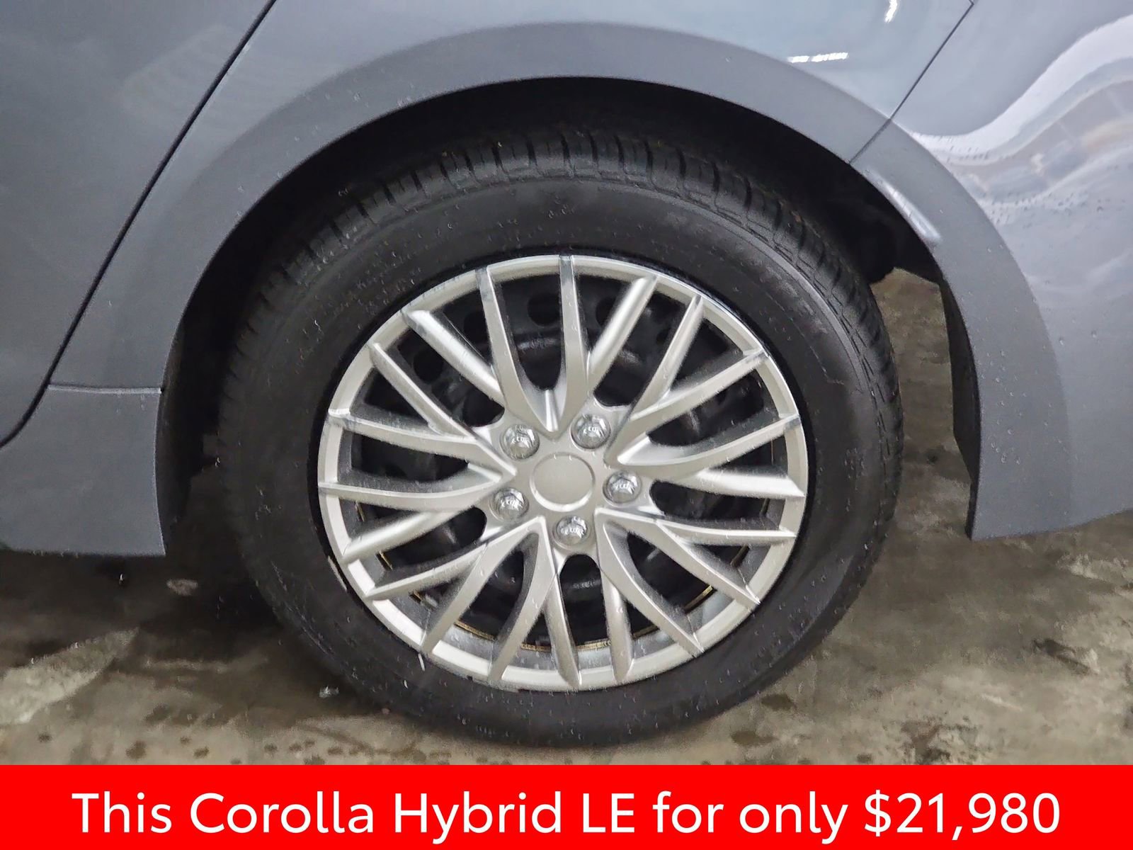 Used 2023 Toyota Corolla LE image 39