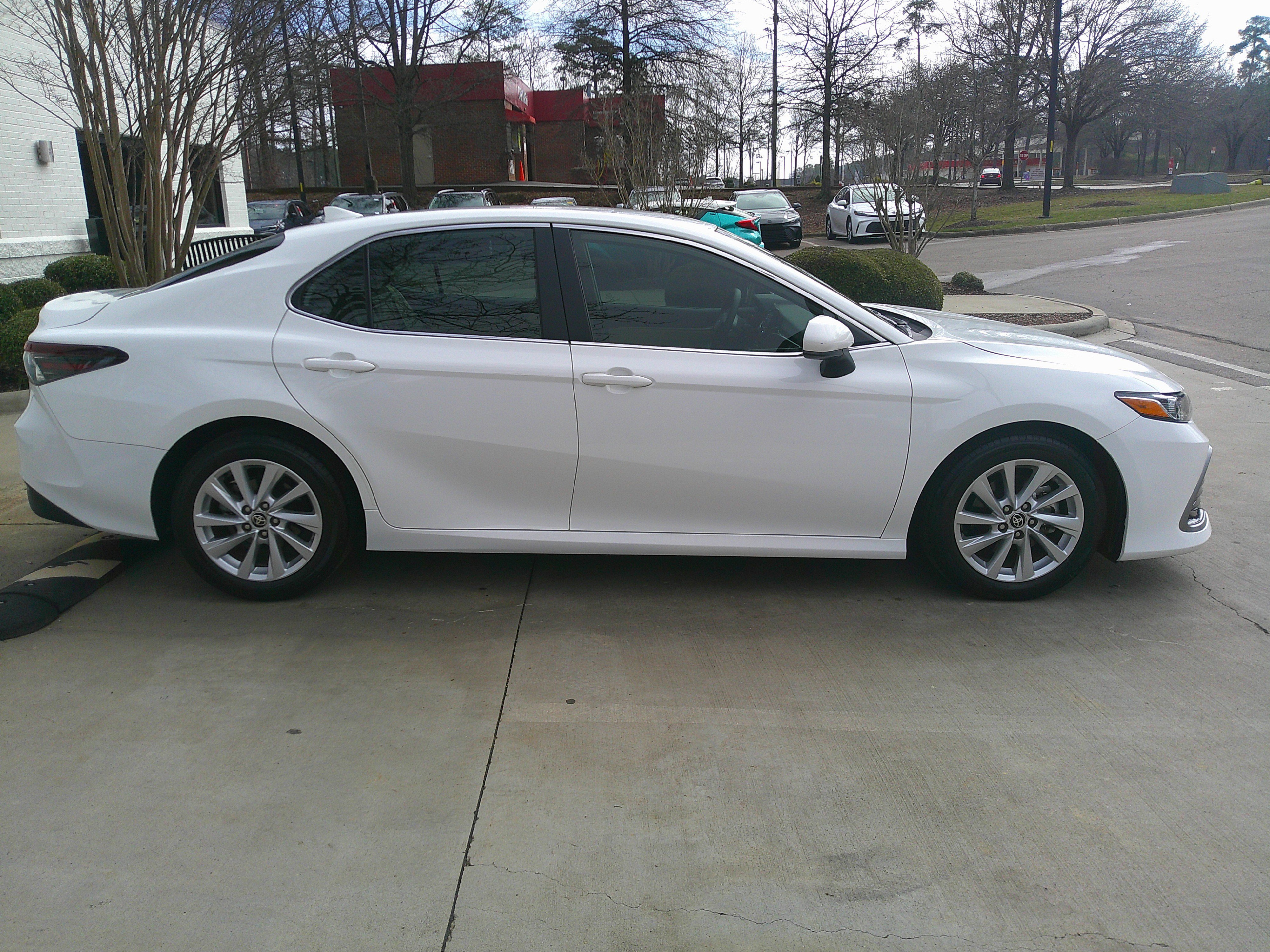 Used 2023 Toyota Camry LE image 14