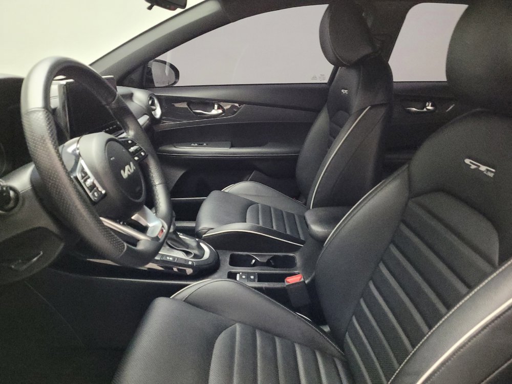 Used 2023 Kia Forte GT-Line w/ GT-Line Premium Package FWD image 17