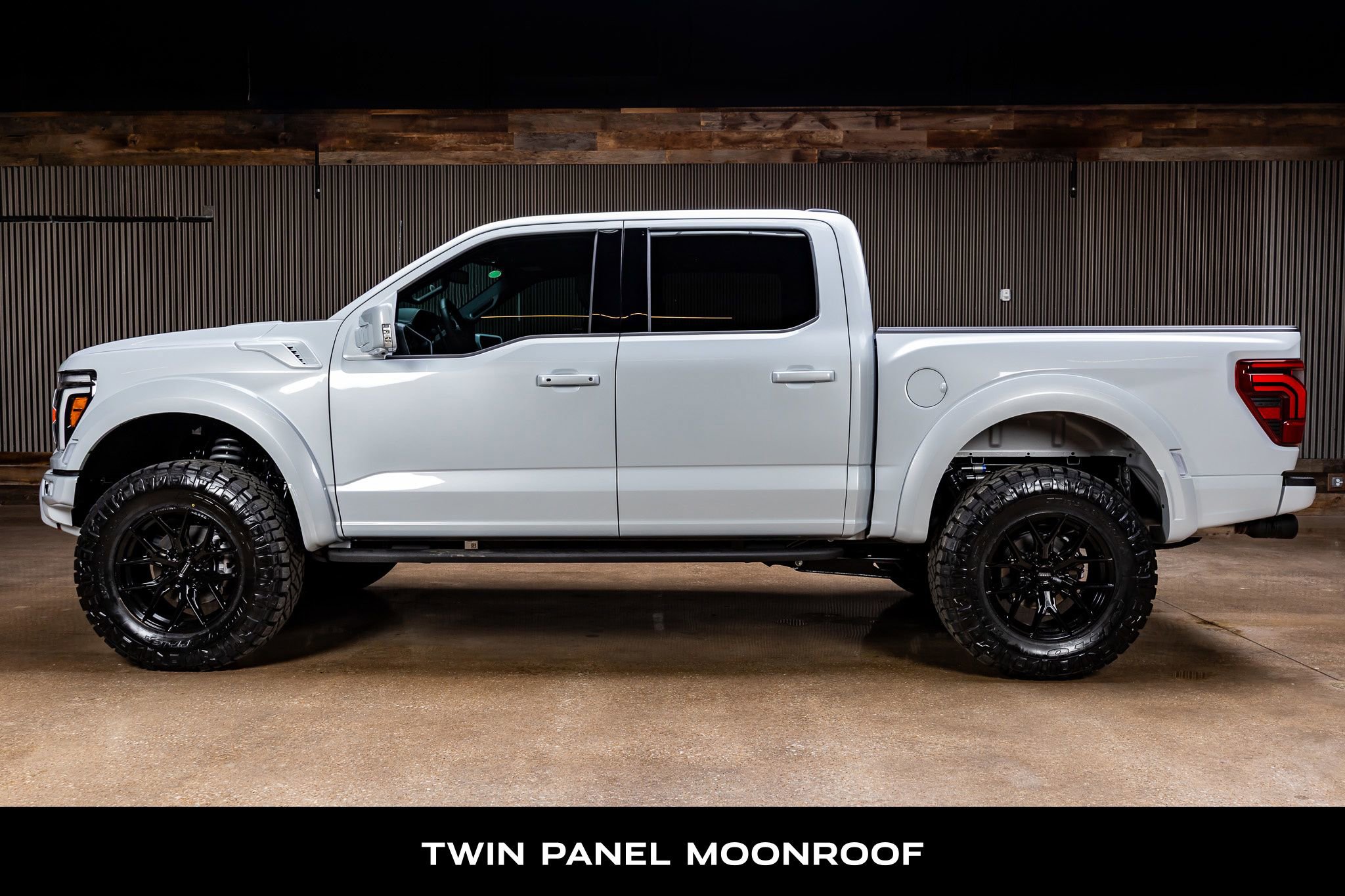 Used 2025 Ford F150 Raptor w/ Equipment Group 803A Raptor R image 6