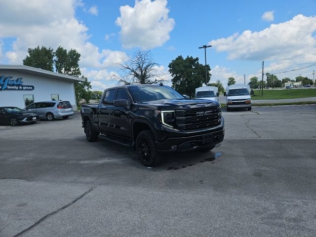 Used 2024 GMC Sierra 1500 Elevation w/ Preferred Package AWD/4WD image 4