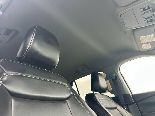 Used 2022 Ford Explorer XLT w/ Equipment Group 202A RWD image 21