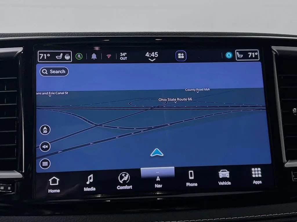 Used 2021 Chrysler Pacifica Limited image 14