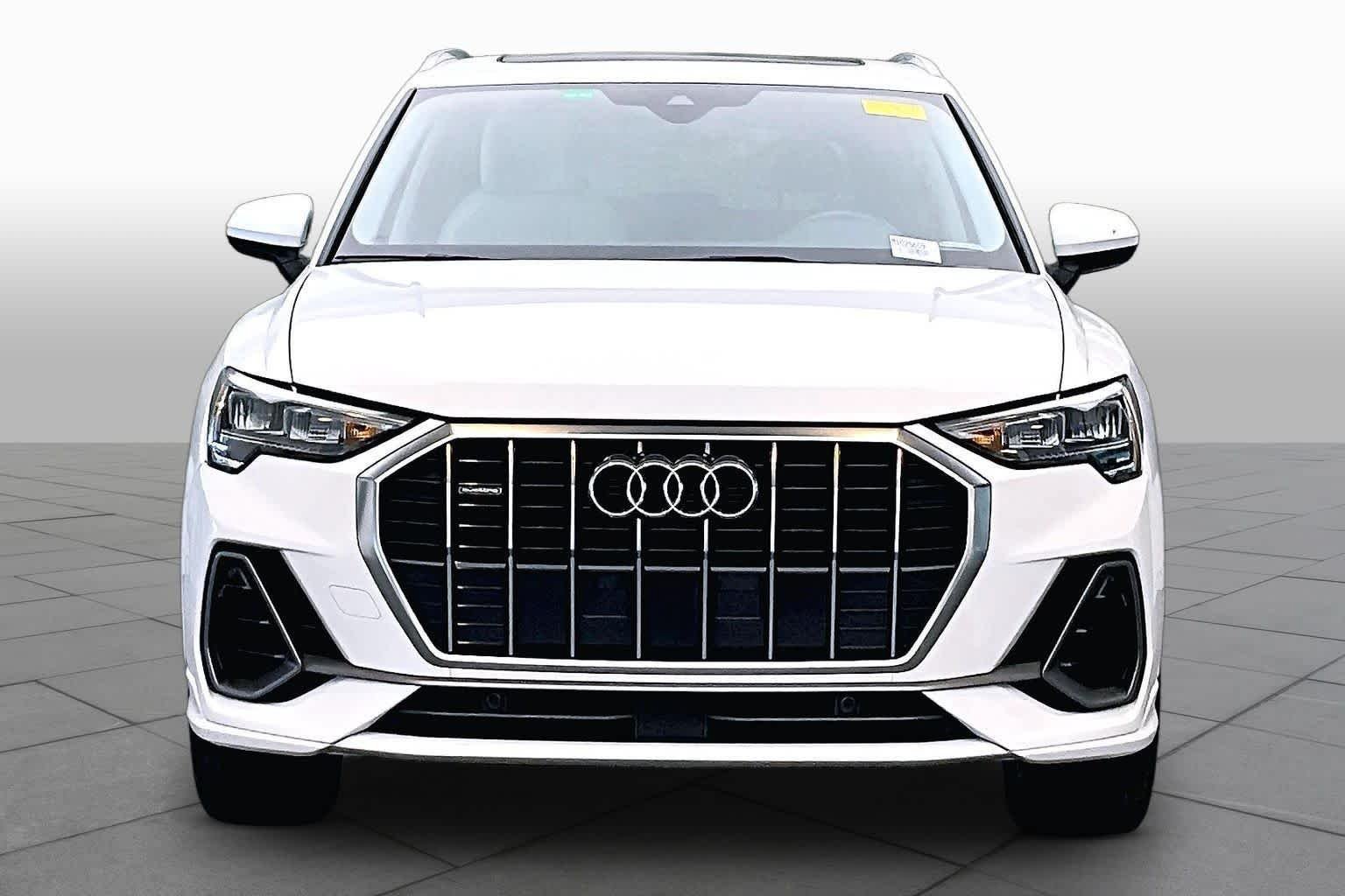 Used 2021 Audi Q3 2.0T Premium w/ Convenience Package AWD/4WD image 4
