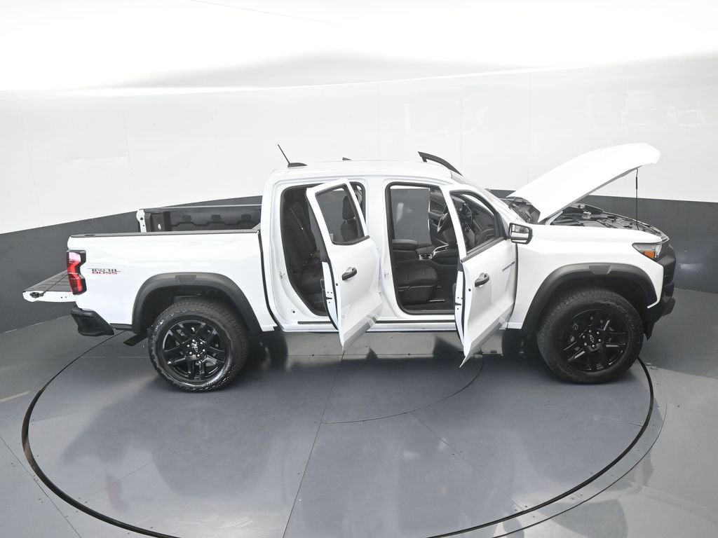 Used 2024 Chevrolet Colorado Trail Boss image 67