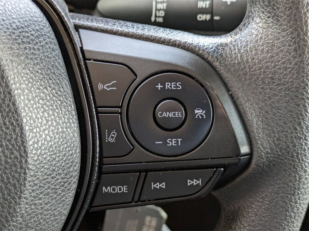 Used 2024 Toyota RAV4 LE image 22