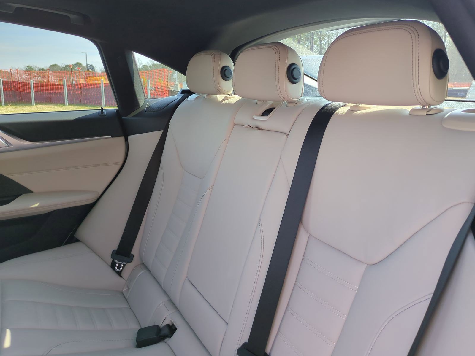 Certified 2023 BMW i4 eDrive40 w/ M Sport Package image 31