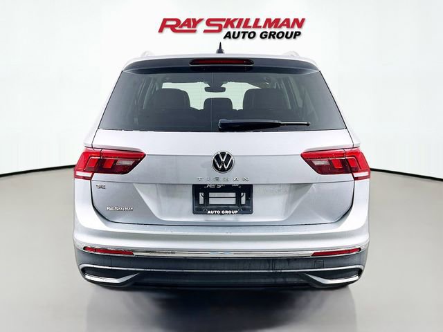 Used 2024 Volkswagen Tiguan SE image 6