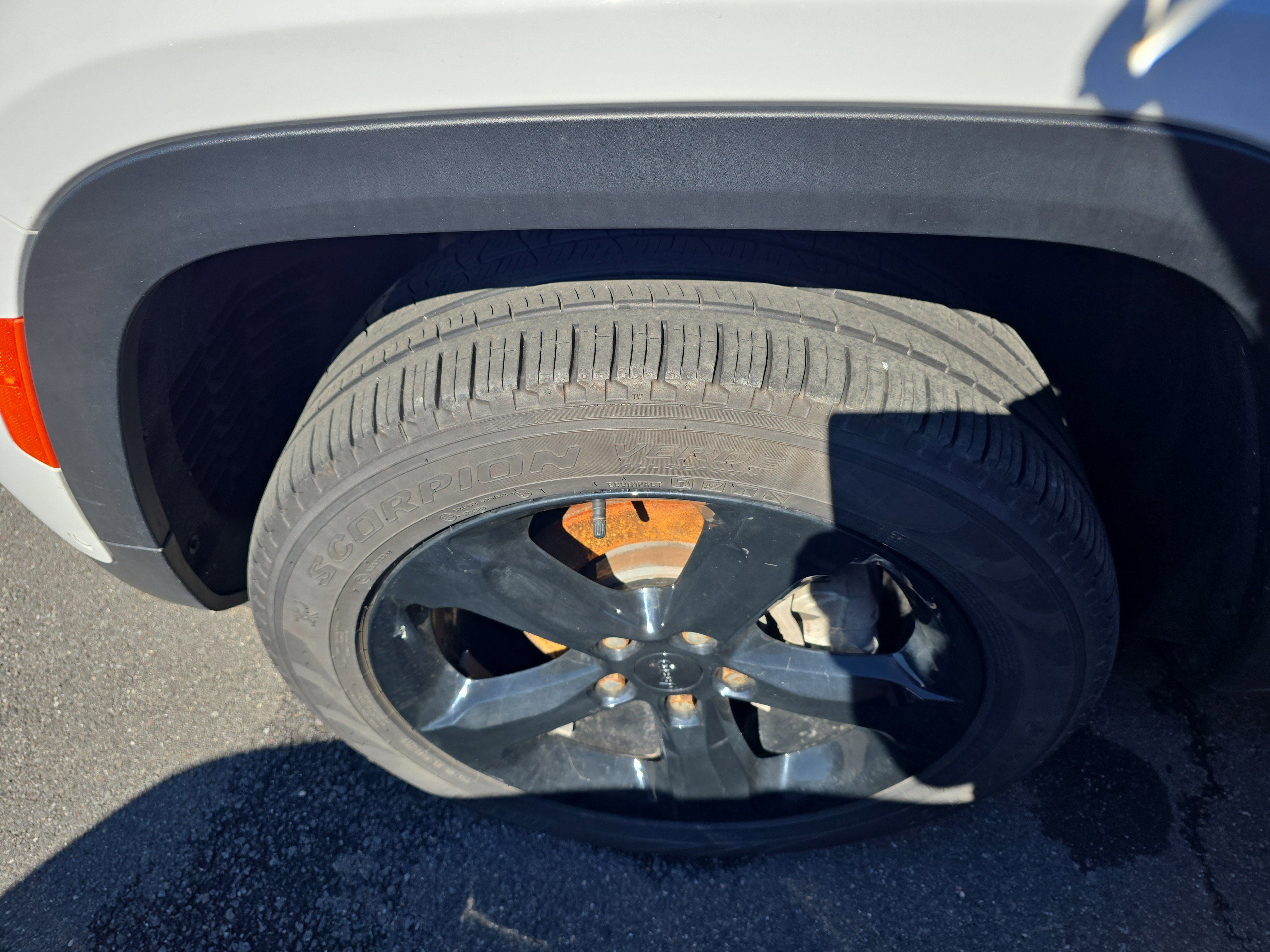 Used 2020 Jeep Grand Cherokee Overland image 10