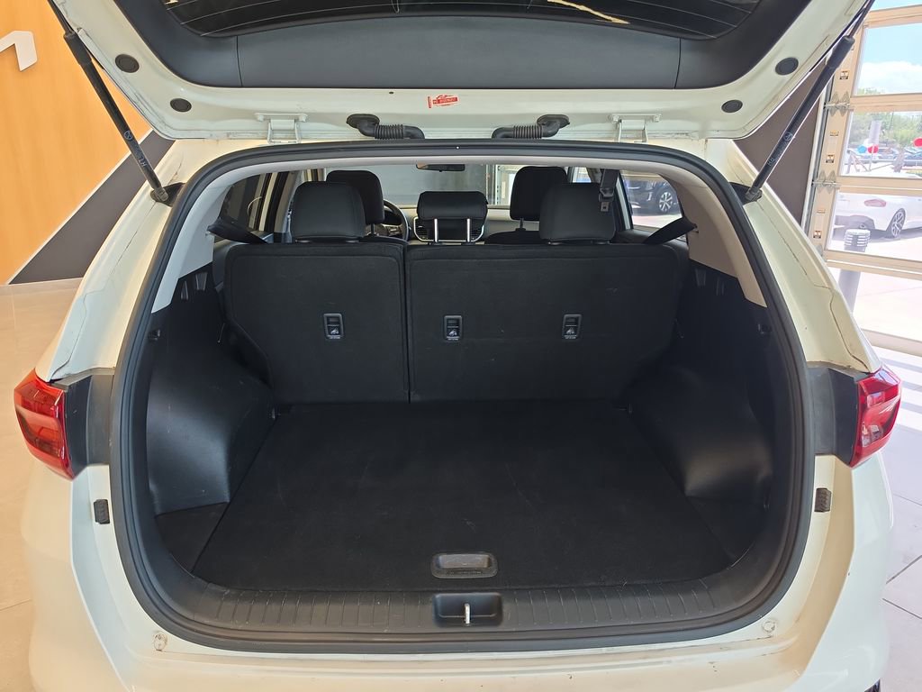 Used 2022 Kia Sportage LX FWD image 28