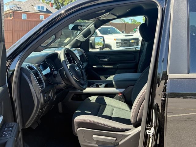 New 2026 RAM 1500 Express AWD/4WD image 13