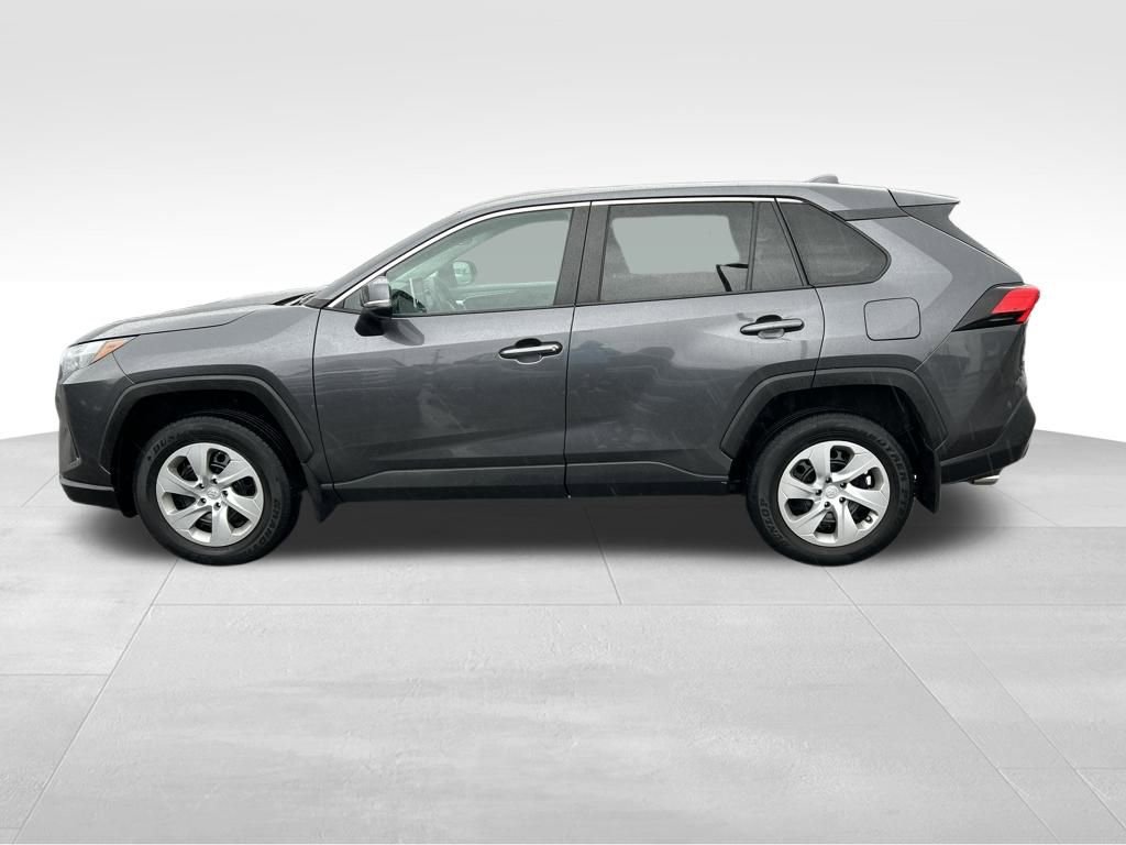 Used 2023 Toyota RAV4 LE image 2