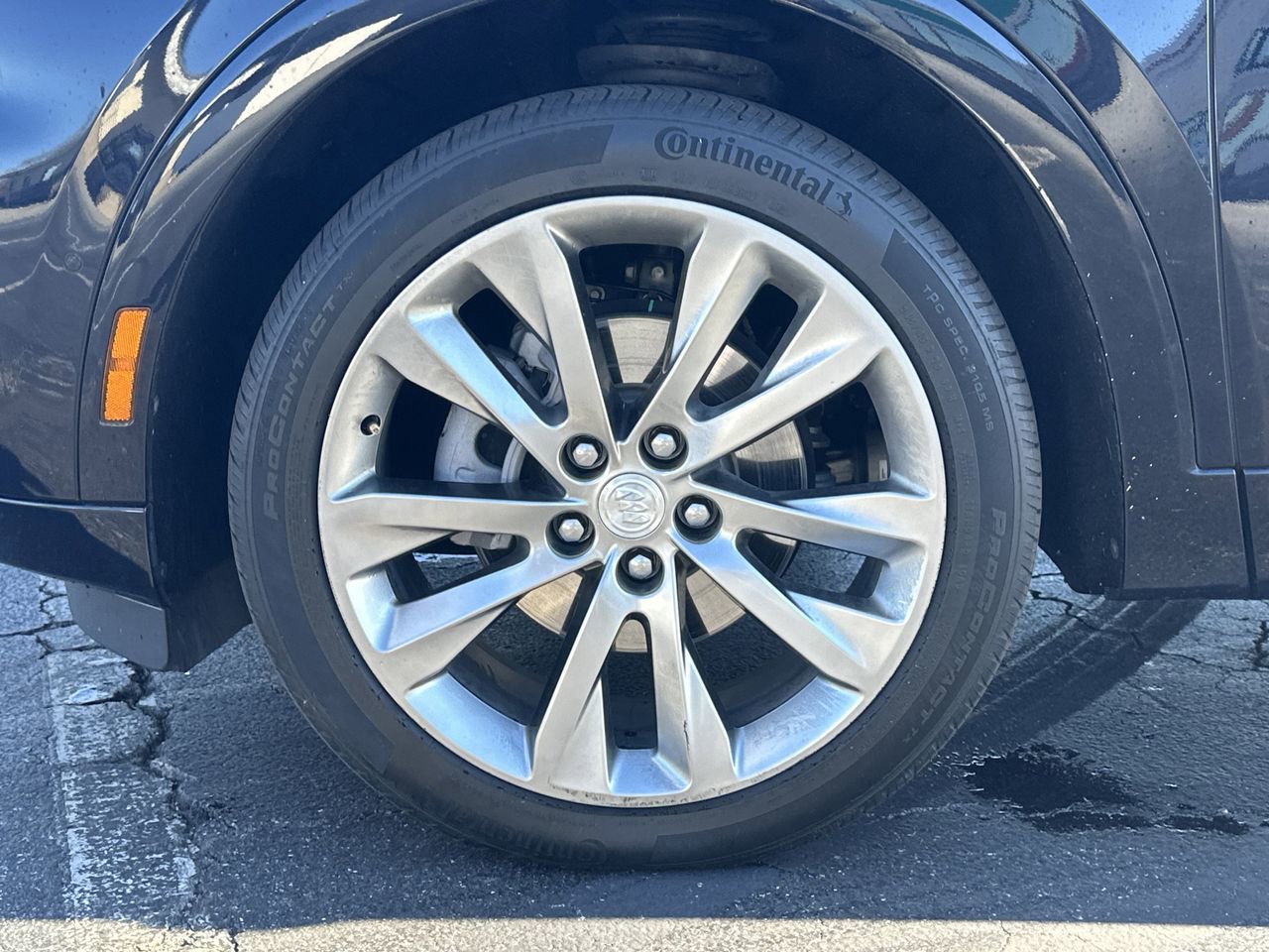 Used 2021 Buick Envision Avenir w/ Technology Package II image 40