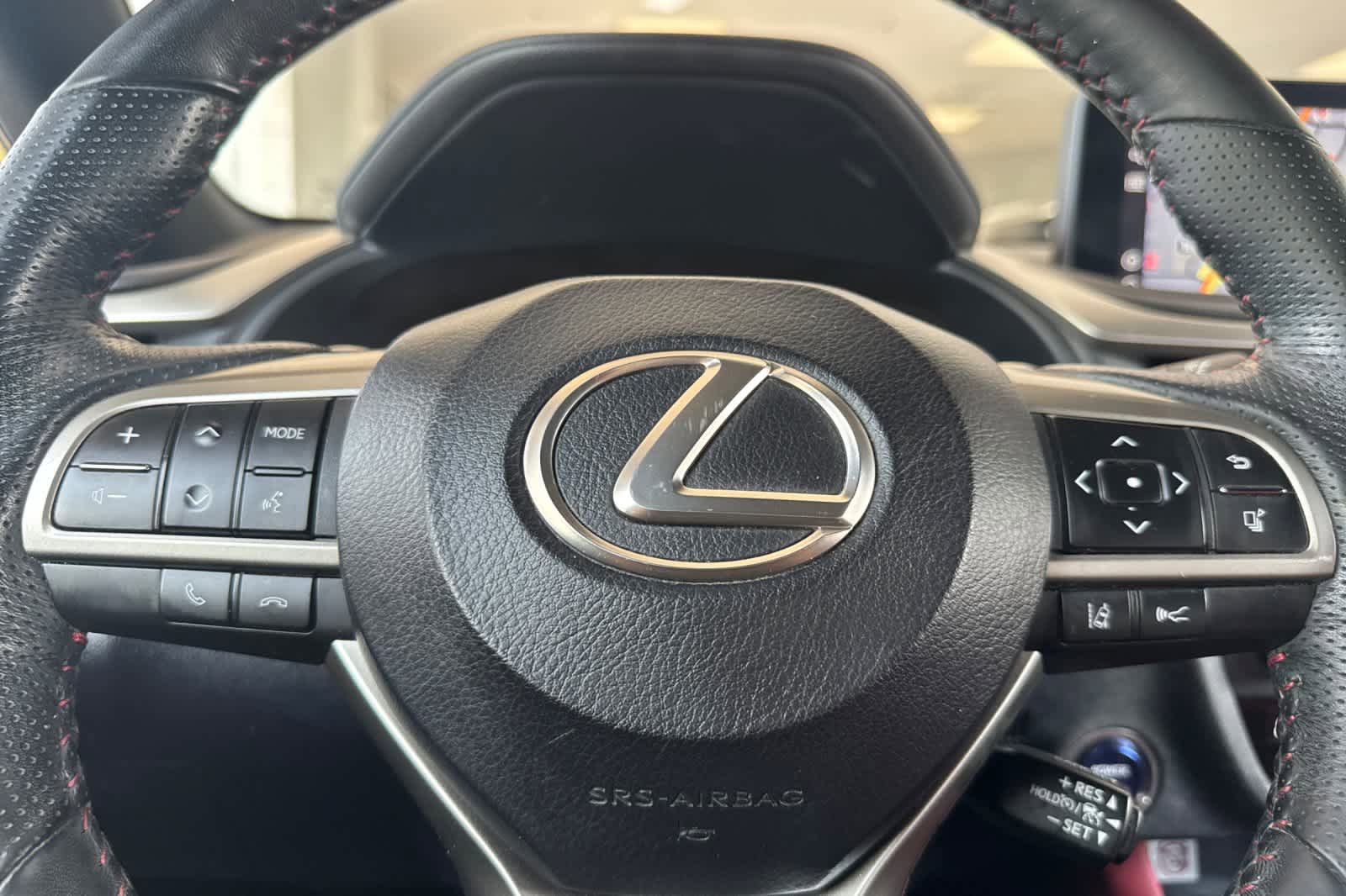 Used 2021 Lexus RX 450h F Sport w/ Cold Weather Package (CT) AWD/4WD image 25