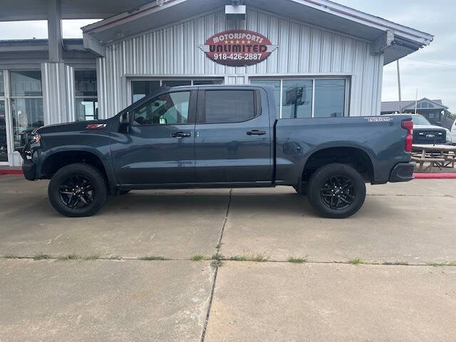 Used 2020 Chevrolet Silverado 1500 LT Trail Boss image 1