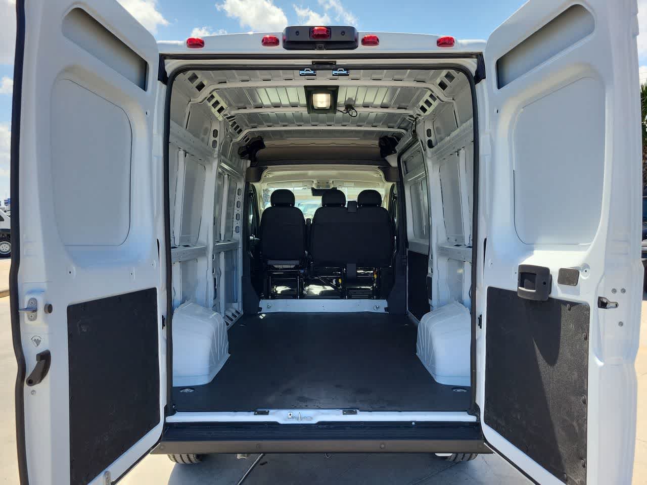 New 2026 RAM ProMaster 1500 w/ Premium Convenience Group FWD image 27