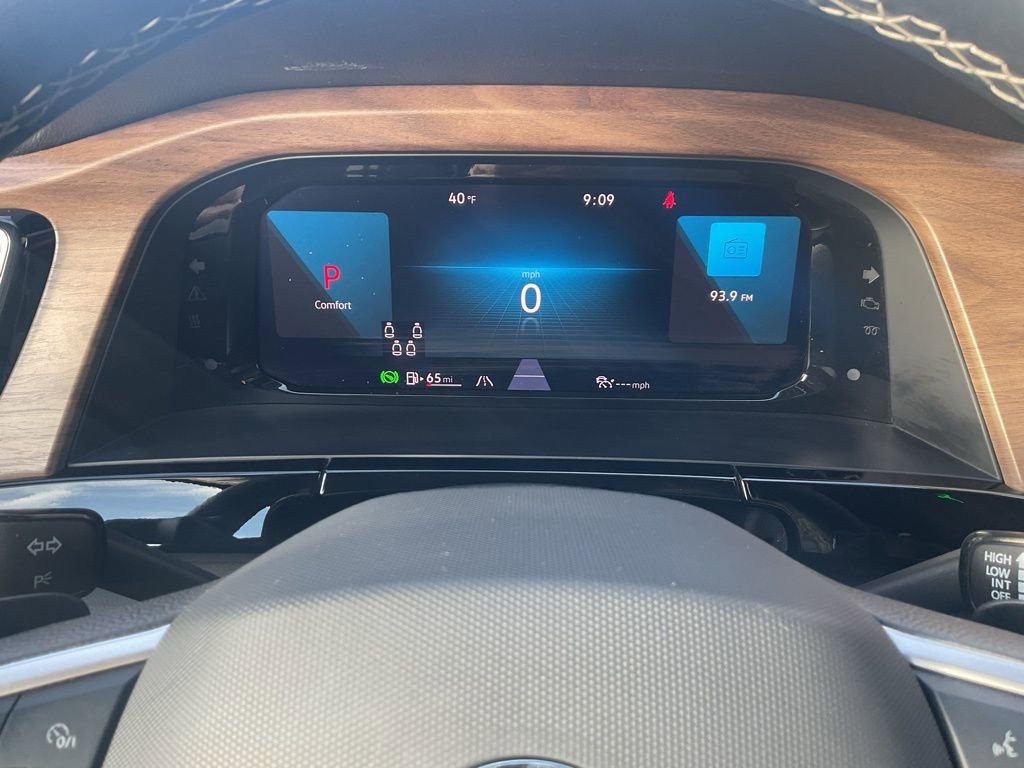 Used 2024 Volkswagen Atlas SE image 12