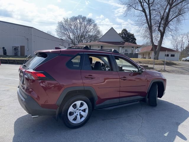 Used 2019 Toyota RAV4 LE w/ Carpet Mat Package image 5