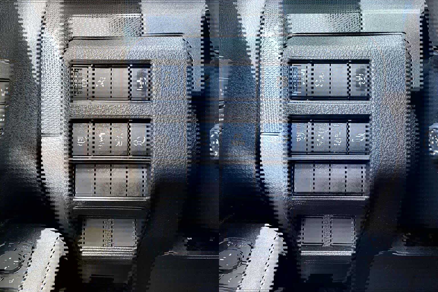 Used 2025 Toyota 4Runner Limited image 34