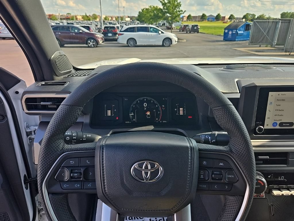Used 2026 Toyota Tacoma SR5 AWD/4WD image 16