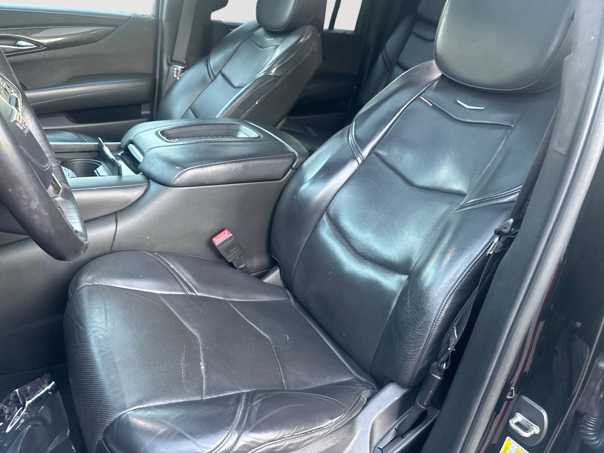 Used 2019 Cadillac Escalade ESV Platinum AWD/4WD image 13