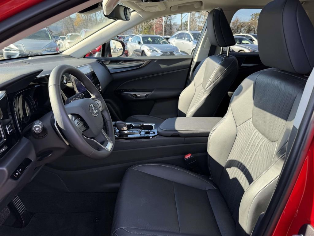 Used 2025 Lexus NX 350 AWD image 12