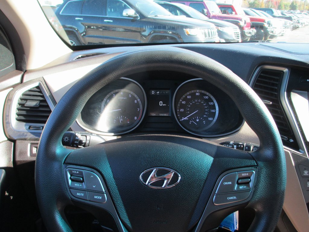 Used 2017 Hyundai Santa Fe Sport image 23