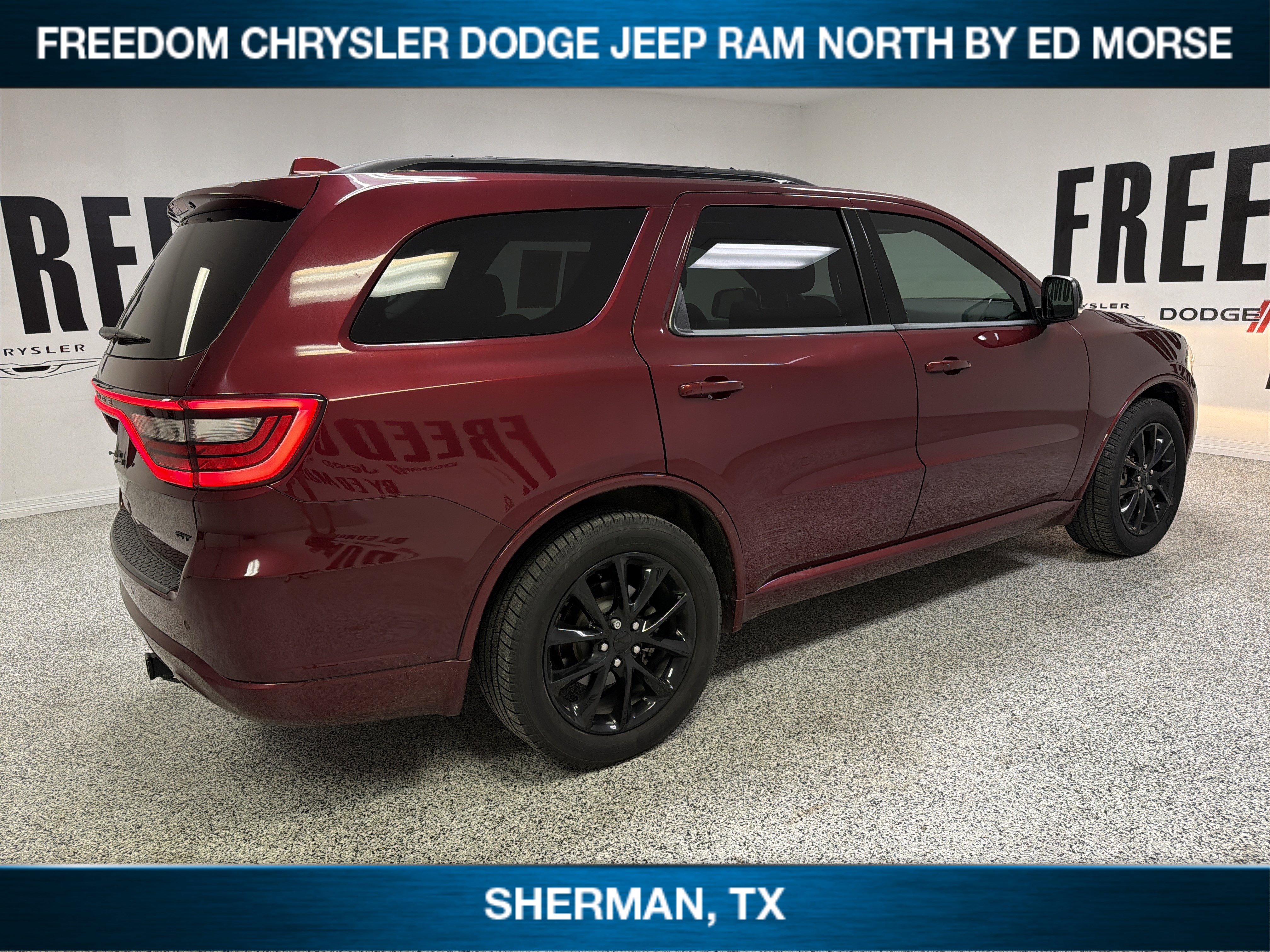 Used 2018 Dodge Durango GT w/ Premium Group RWD image 4