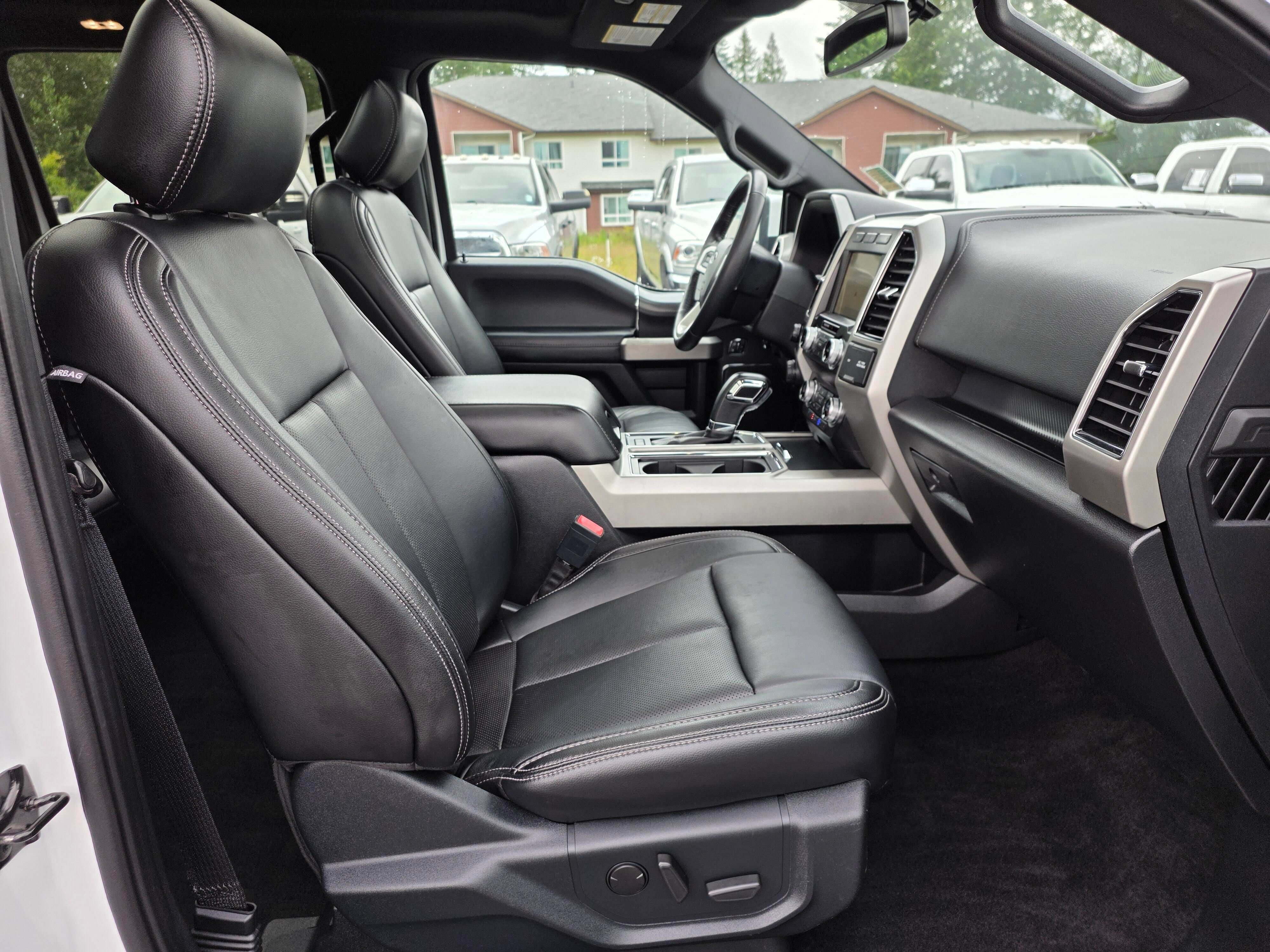 Used 2020 Ford F150 Lariat w/ Equipment Group 502A Luxury AWD/4WD image 28