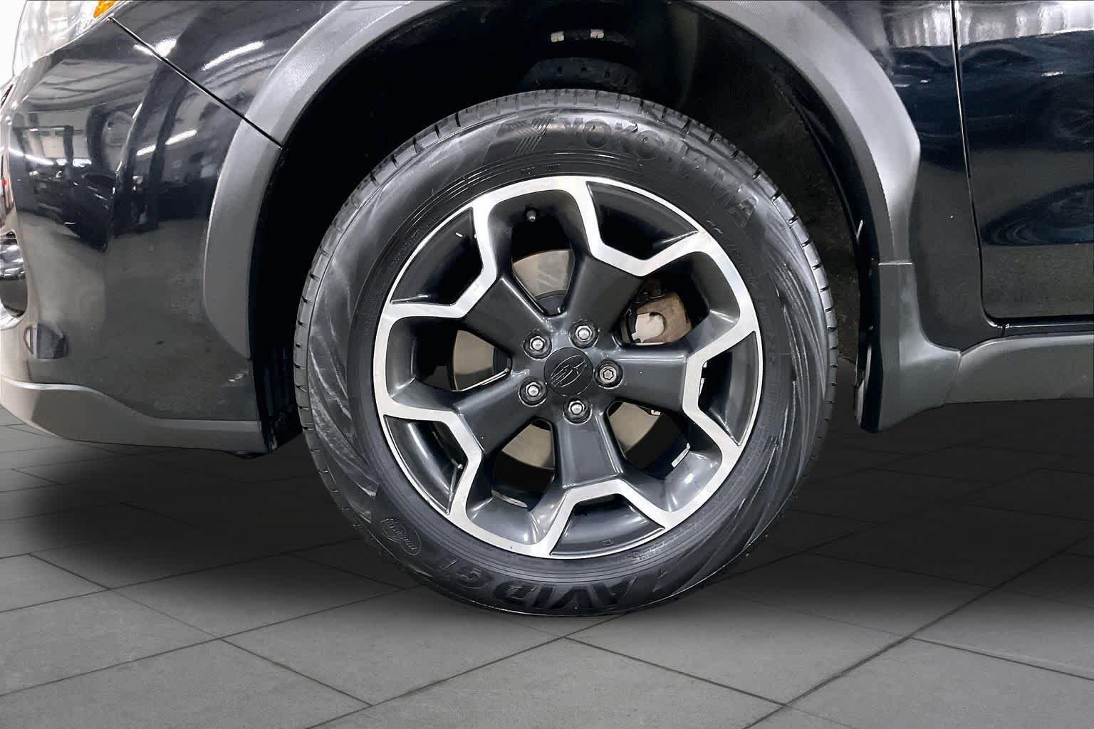 Used 2015 Subaru Crosstrek 2.0i Limited AWD/4WD image 11