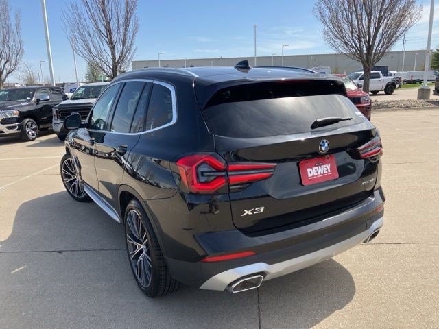 Used 2022 BMW X3 xDrive30i w/ Convenience Package AWD/4WD image 9