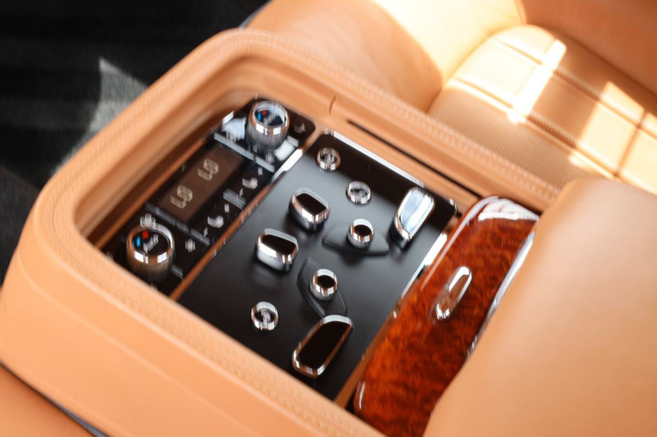 Used 2011 Bentley Mulsanne RWD image 11