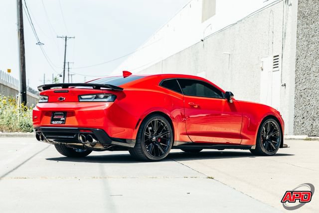 Used 2018 Chevrolet Camaro ZL1 RWD image 43