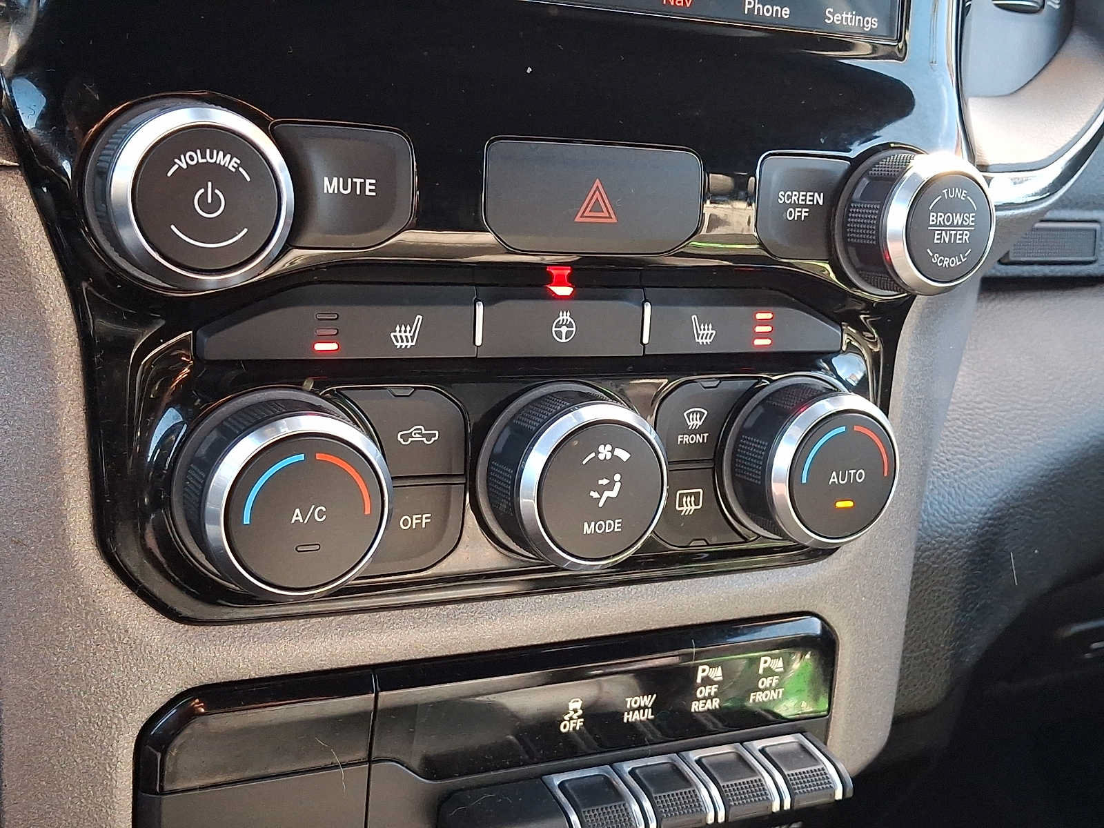 Used 2021 RAM 1500 Big Horn w/ Built-to-serve Edition AWD/4WD image 16