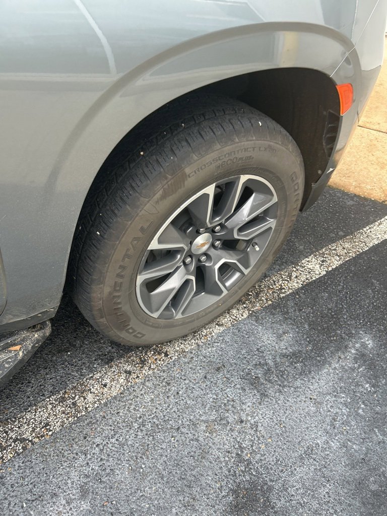 Used 2024 Chevrolet Tahoe LT w/ LT Signature Package image 8