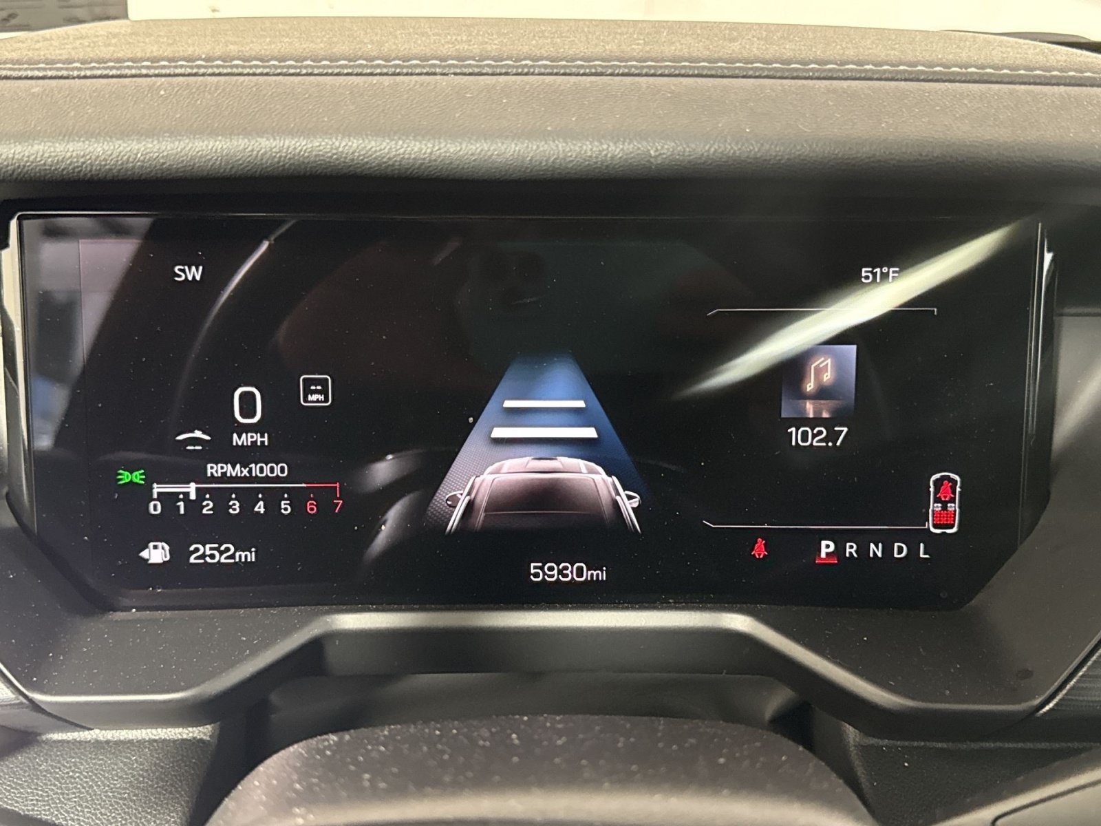New 2025 GMC Acadia Elevation FWD image 17