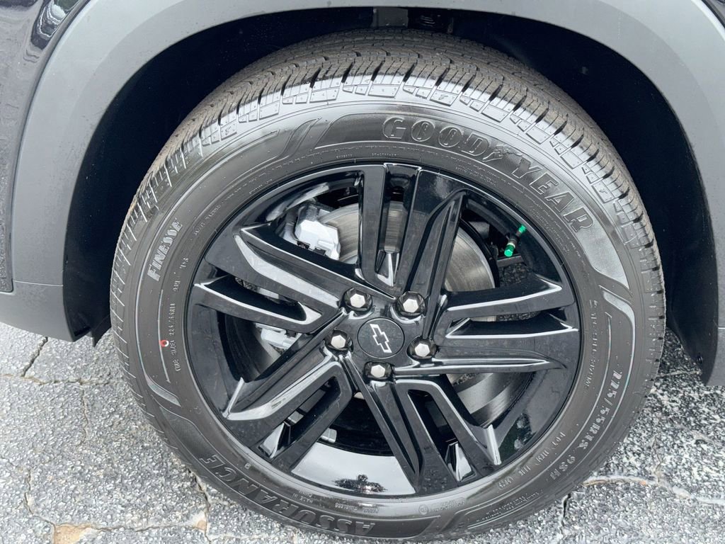 New 2026 Chevrolet Trax ACTIV w/ Driver Confidence Package FWD image 12